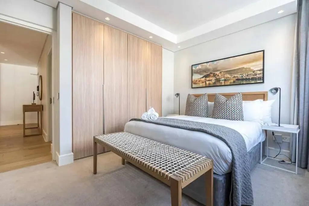 Apartment In Sea Point ケープタウン 0*,